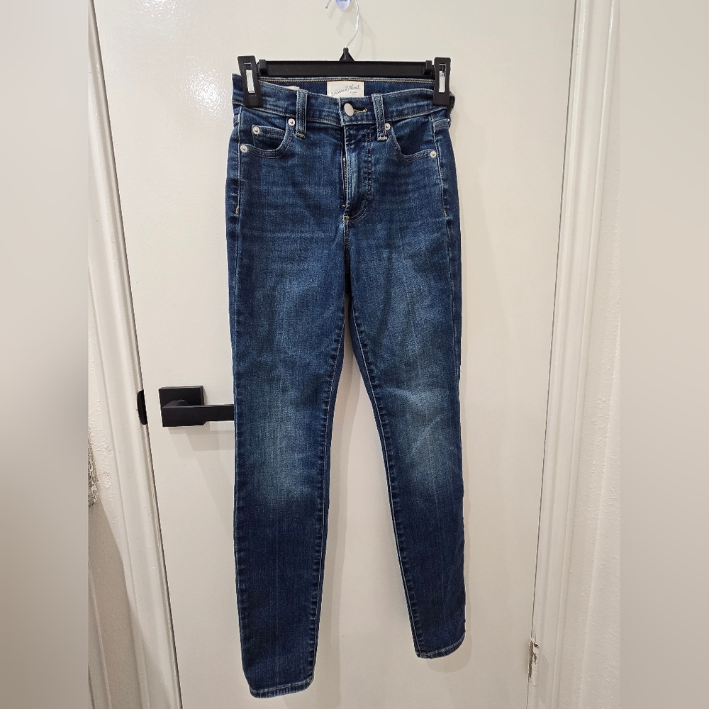 Universal Thread Blue Denim Jeans